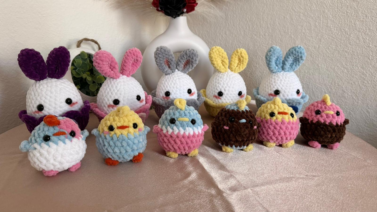 Handgemachtes Amigurumi Küken Schlüsselanhänger | Süßes gehäkeltes Plüschtier | Mini Küken Geschenk | Osterdeko | Handmade Chick Plush