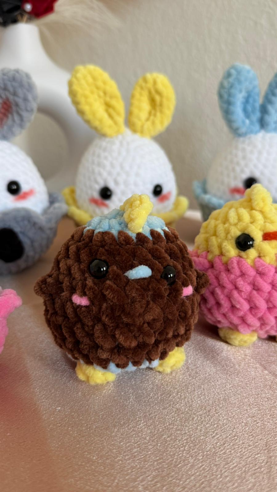 Handgemachtes Amigurumi Küken Schlüsselanhänger | Süßes gehäkeltes Plüschtier | Mini Küken Geschenk | Osterdeko | Handmade Chick Plush